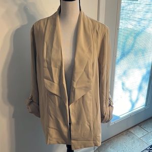 NWT Chico’s Beige Open Blazer